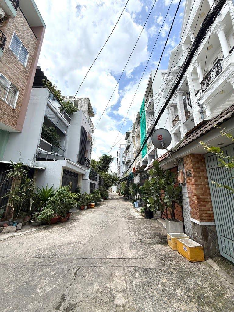 Bán nhà Gò Vấp, gần Nguyễn Văn Lượng, hẻm xe hơi, 66m², 4pn, 7.2 tỷ tl